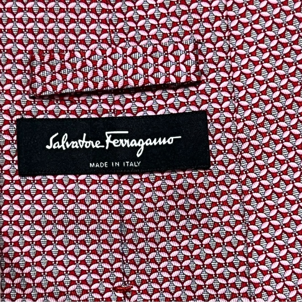 Salvatore Ferragamo Red and pink Tie